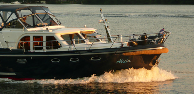 Yacht ALICIA De Drait Deluxe 42