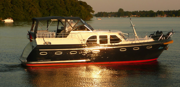 Yacht ALICIA De Drait Deluxe 42