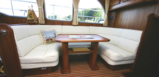 Yacht ALICIA De Drait Deluxe 42