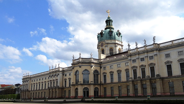 Festmachen am Charlottenburger Schlosspark